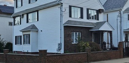 105 Winslow Street, Everett