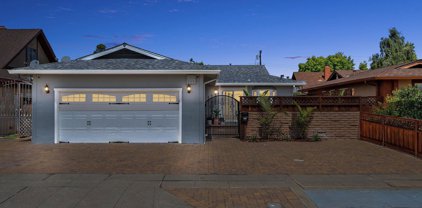 1033 Island Dr, Alameda