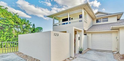 123 Colony South Drive, Tarpon Springs