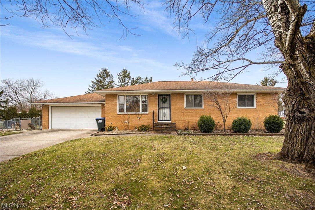 194 Bettie Lane, Brunswick, 44212