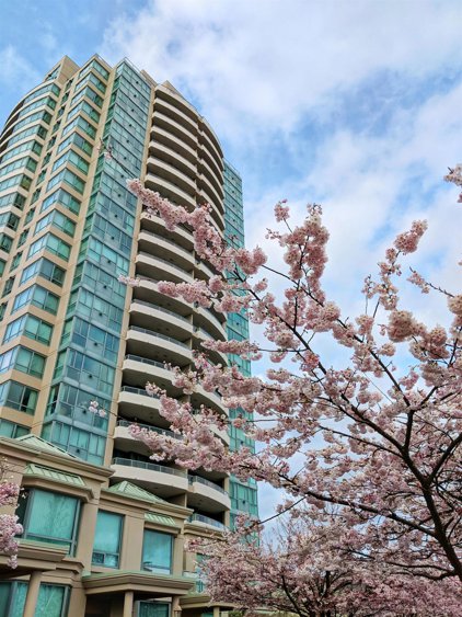 6659 Southoaks Crescent Unit 2101, Burnaby