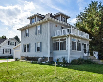 625 East Main Street, Stoughton