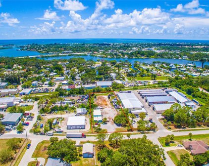 492 Riverview Drive S, Nokomis
