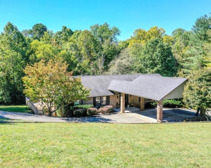 2112 Middlewood Drive, Maryville