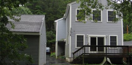 16 Overlook Road, Wayland