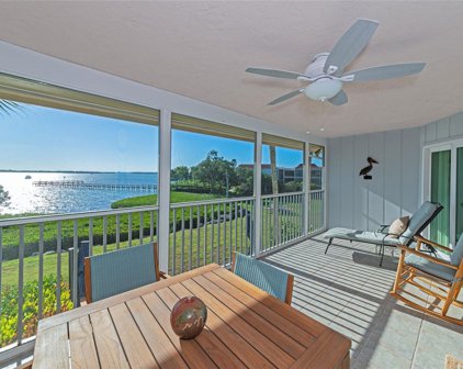 749 Manatee Avenue Unit 749, Holmes Beach