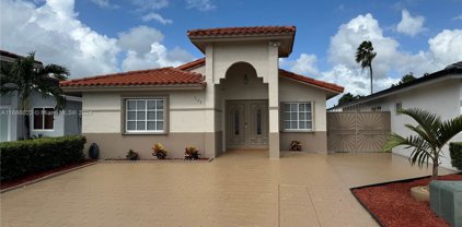 3127 W 69th Pl, Hialeah