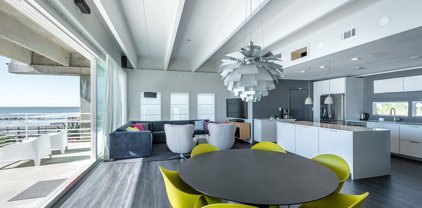 1695 E Ashley Avenue, Folly Beach