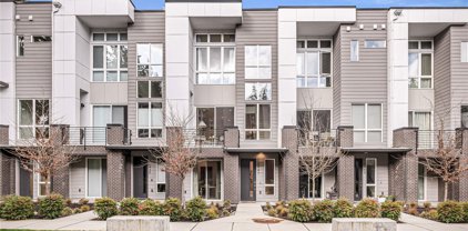 12447 NE 11th Lane Unit #B5, Bellevue