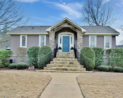 239 Robin Drive, Hamilton