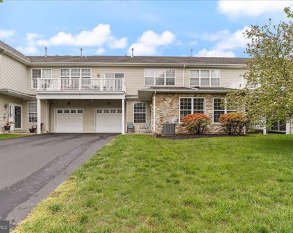 1306 Nicklaus Dr Unit #134, Springfield