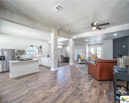 159 S Hackberry Avenue, New Braunfels