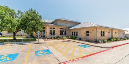 251 Cully Dr, Kerrville