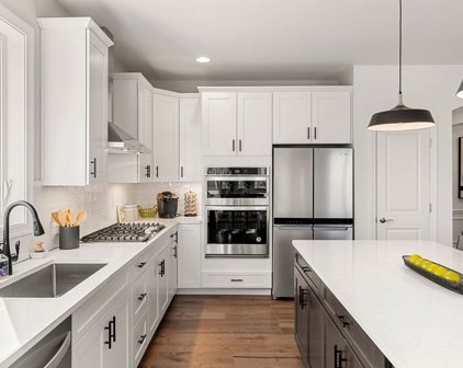 58 Shannon Way Unit 105, Upton