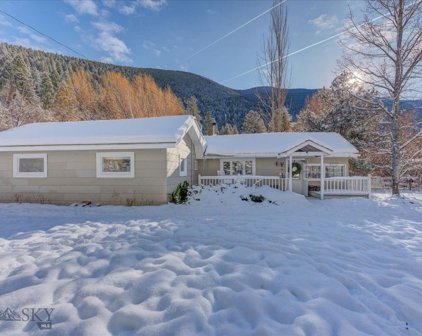 9181 York Road, Helena