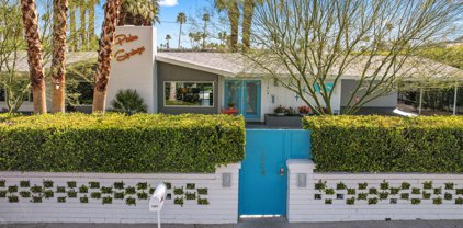 1664 S Calle Marcus, Palm Springs