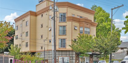 7311 15th Avenue NW Unit #203, Seattle