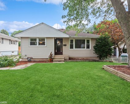 127 S Wilmette Avenue, Westmont