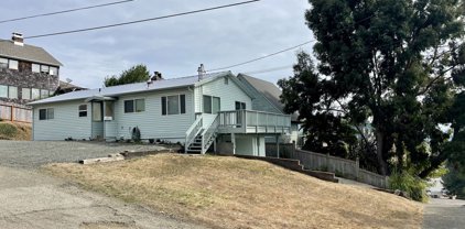 1290 COMMERCIAL AVE, Coos Bay