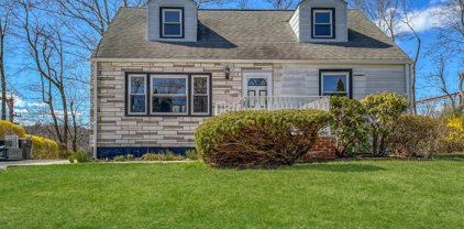 64 Hillairy Ave, Morristown Town