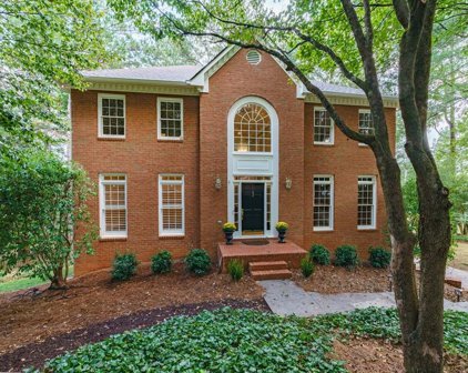 2225 Azalea Drive, Roswell