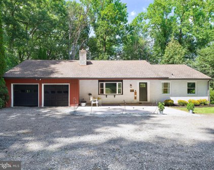 1880 Pottstown Pike, Glenmoore