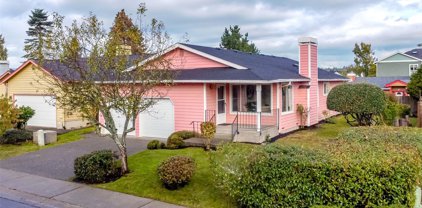 1310 S 235th Place, Des Moines