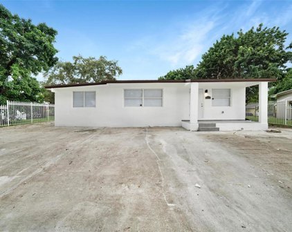6404 Meade St, Hollywood