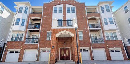9200 Charleston Dr Unit #301, Manassas