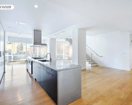 245 10th  Avenue Unit 8E, New York