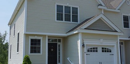 40 Fall Drive Unit 40, Northborough