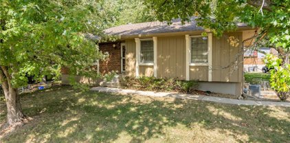 6900 NW Kerns Drive, Parkville