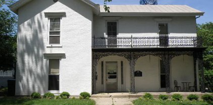 927 Main St, Shelbyville