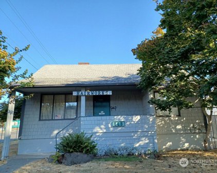 146 Rainier Avenue, Bremerton