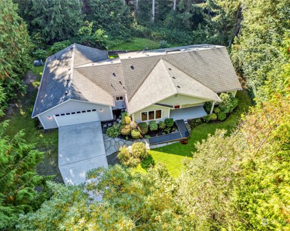 5915 NE Spruce Drive, Hansville