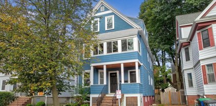 72 Rogers Ave, Somerville