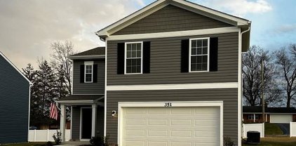 299 Aylesbury Ln, Martinsburg