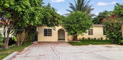 2131 Biarritz Dr, Miami Beach