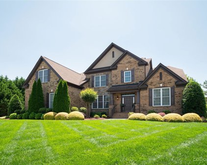 920 Wandering Way  Drive, Waxhaw