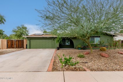 4924 S Country Club Way, Tempe