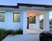 4190 Sw 18 St Unit #B, West Park image