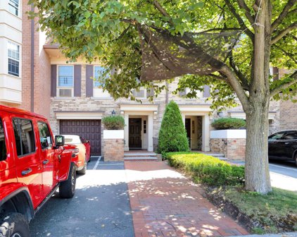 12-05 Estates Lane Unit #231-1, Bayside