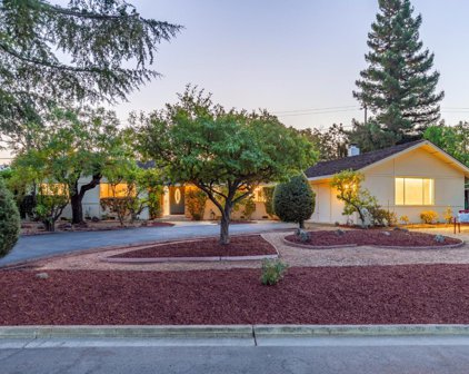 13701 DOLPHIN DR, Saratoga
