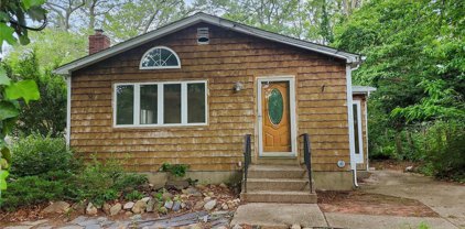 82 Tyler Avenue, Sound Beach