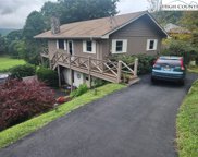 735 Azalea Drive, Newland image