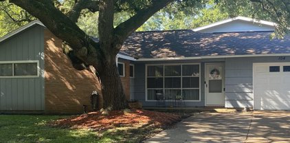104 Palm Lane, Lake Jackson