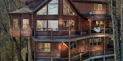 155 Iga  Trail, Maggie Valley