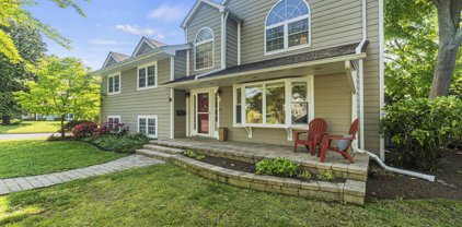 3 Goodrich Rd, Annapolis