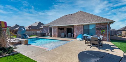 3812 Bridge Wood Lane, Oklahoma City