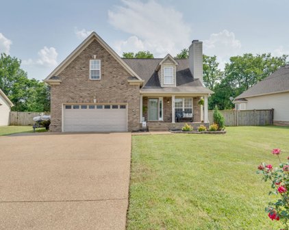 212 Glade Dr, Mount Juliet